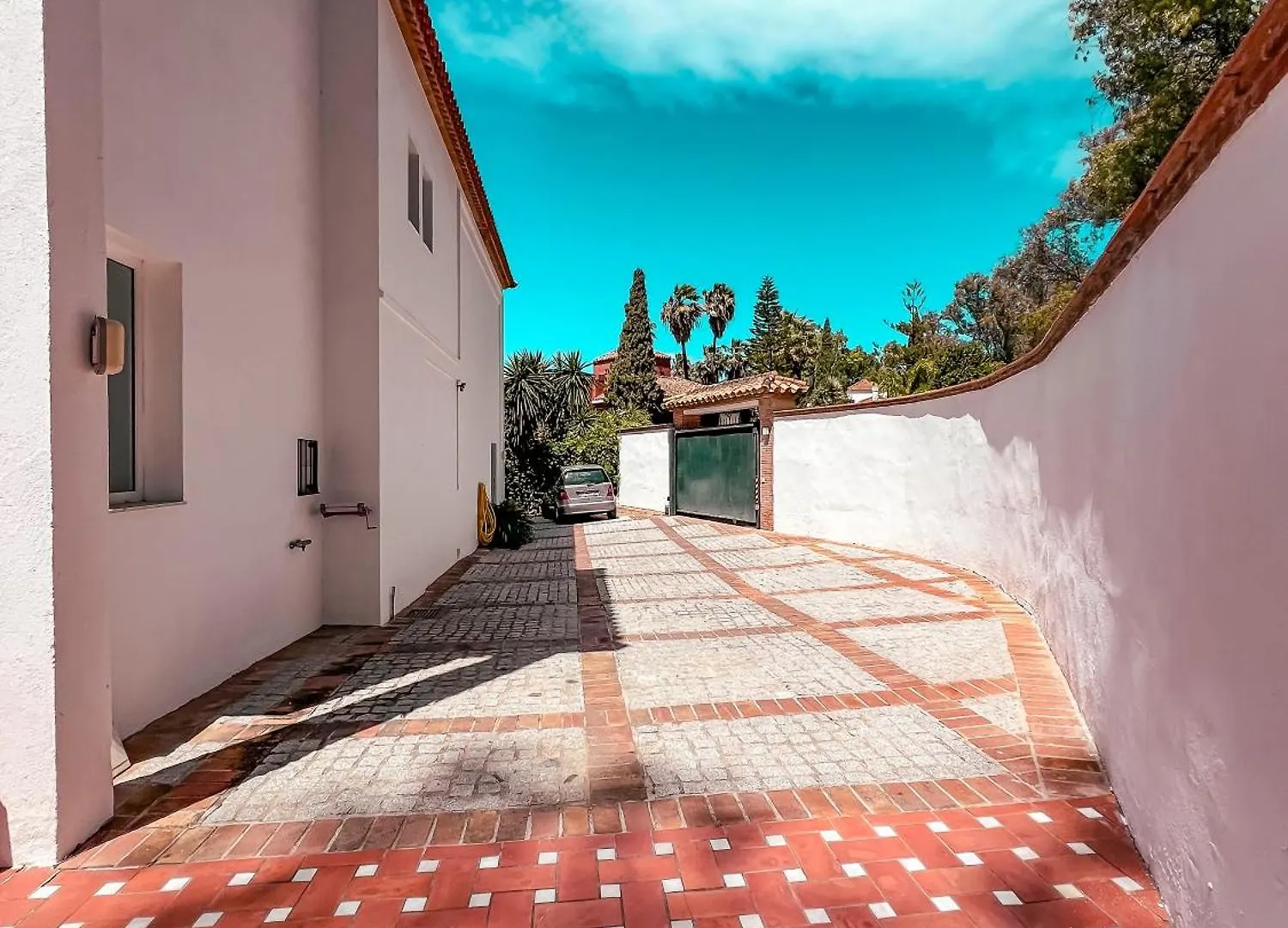 Gran Villa Con Piscina Cerca De Puerto Banus Marbella Spanien