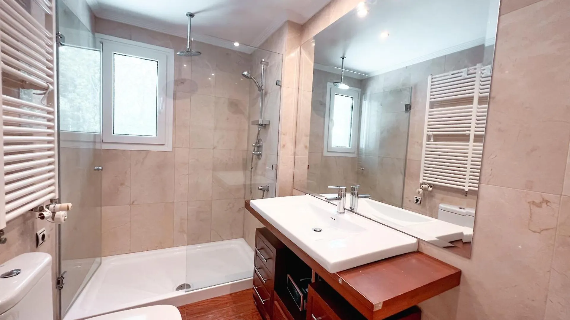 Gran Villa Con Piscina Cerca De Puerto Banus Marbella