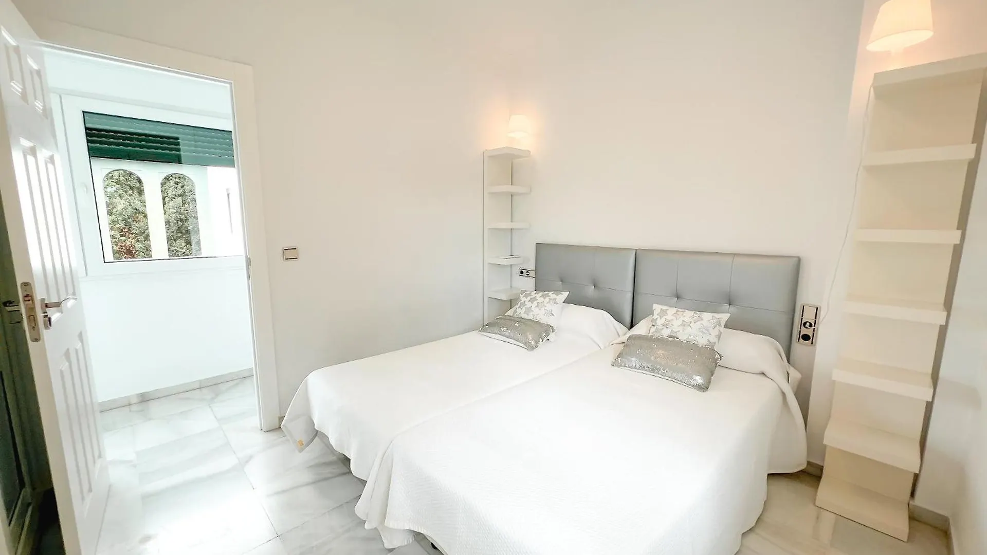 Gran Villa Con Piscina Cerca De Puerto Banus Marbella