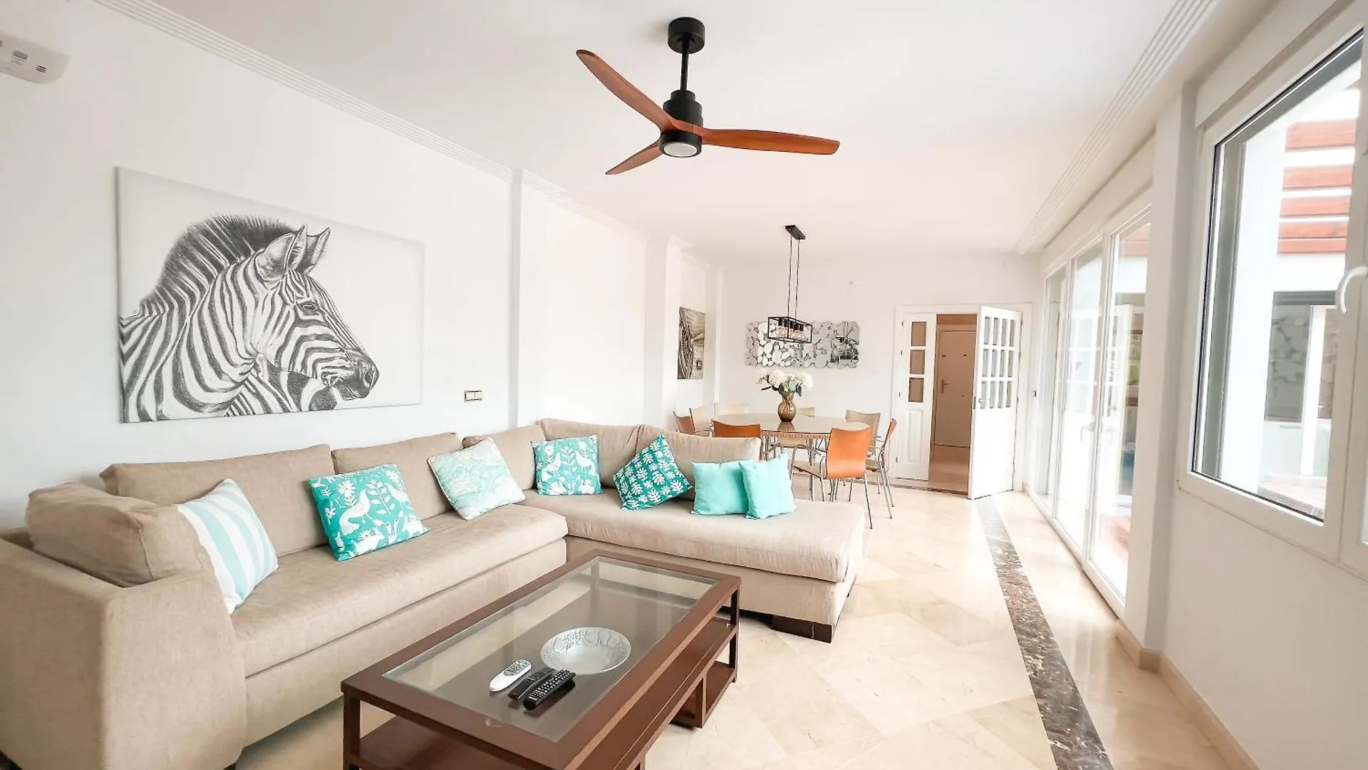 Gran Villa Con Piscina Cerca De Puerto Banus Marbella