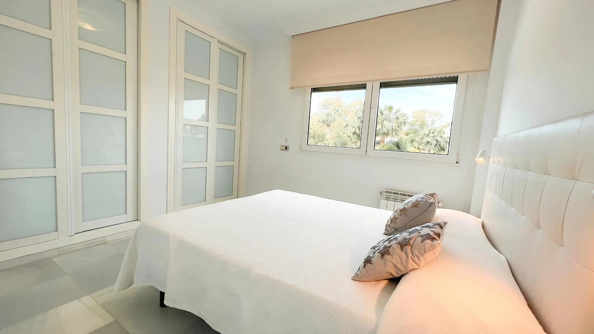 Gran Villa Con Piscina Cerca De Puerto Banus Marbella